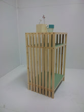 Charger l&#39;image dans la galerie, Table de chevet en bois recyclé
